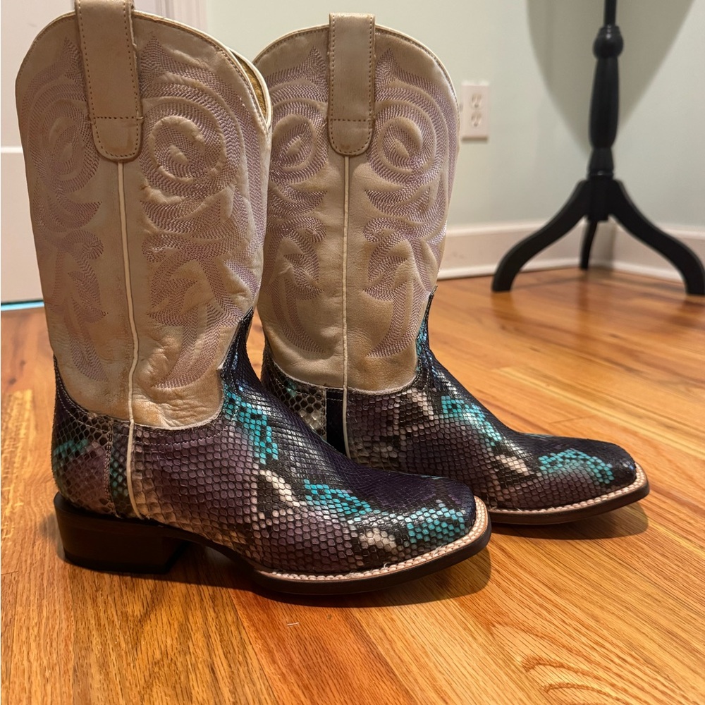 Women’s Roper multi colored Snakeskin Cowboy Boots w/Embroidered Shaft size 7.5 - Picture 2 of 16
